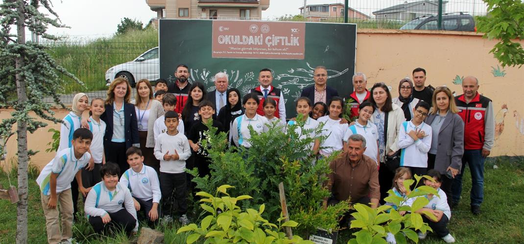 "MUCİZE GÖRMEK İSTERSEN BİR TOHUM EK"